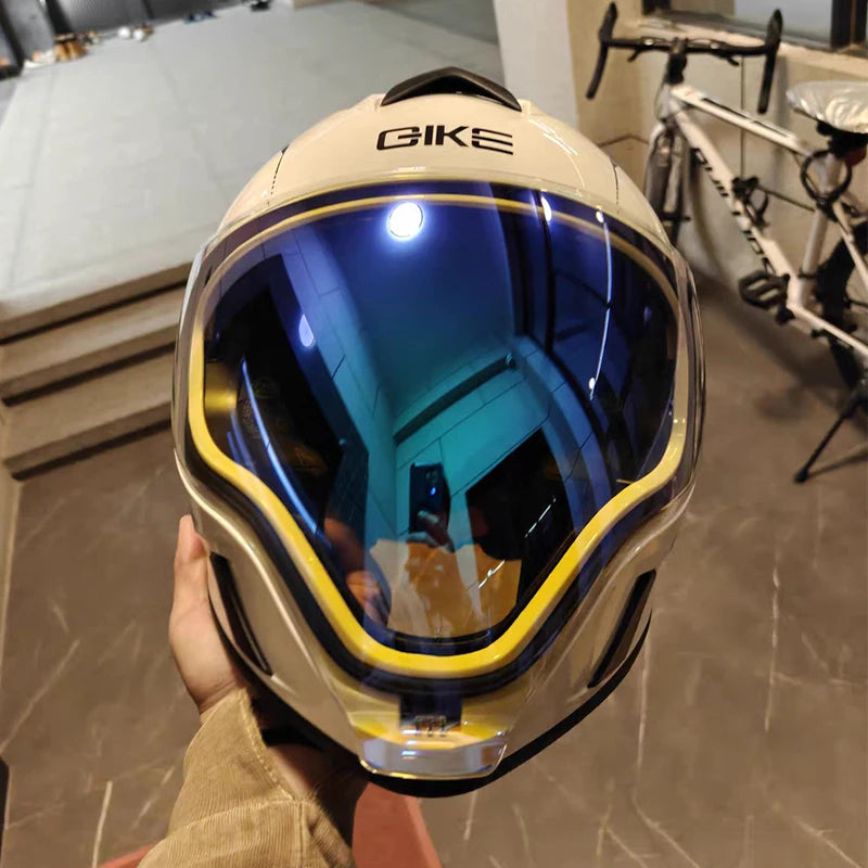 DOT 3C Certified Adult Modular Full Face Motorcycle Helmet.