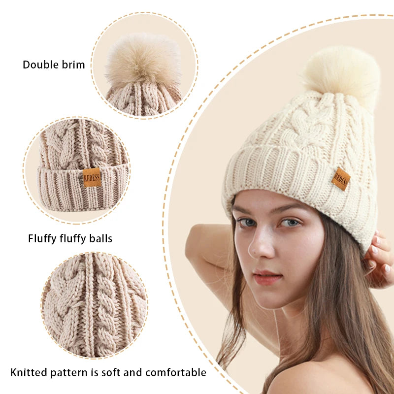 Women Winter Pompom Beanie Hat with Warm Fleece