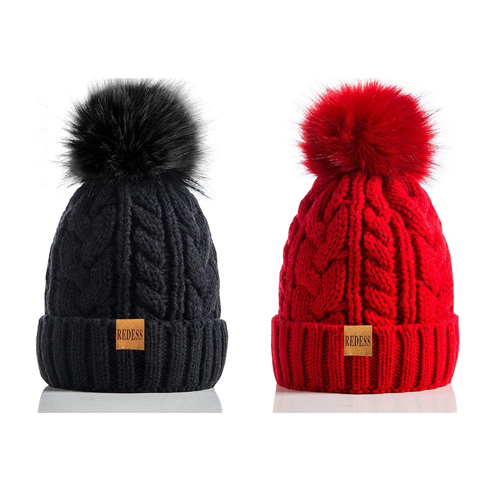 Women Winter Pompom Beanie Hat with Warm Fleece
