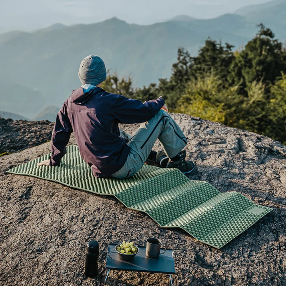 Aluminum Foil Egg Crate Sleeping Pad.