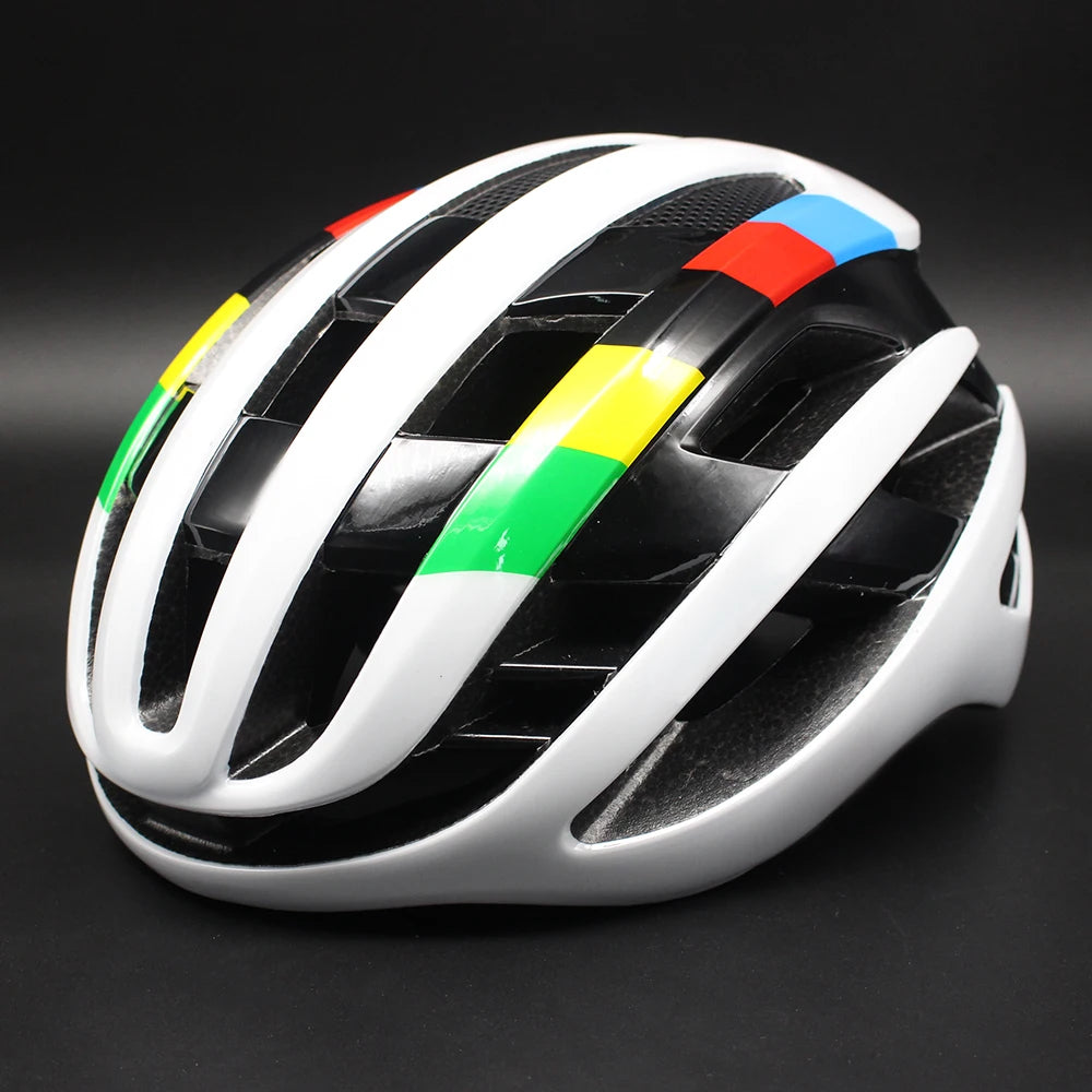 One-Piece Windbreaker Mountain Bike Riding Helmet.