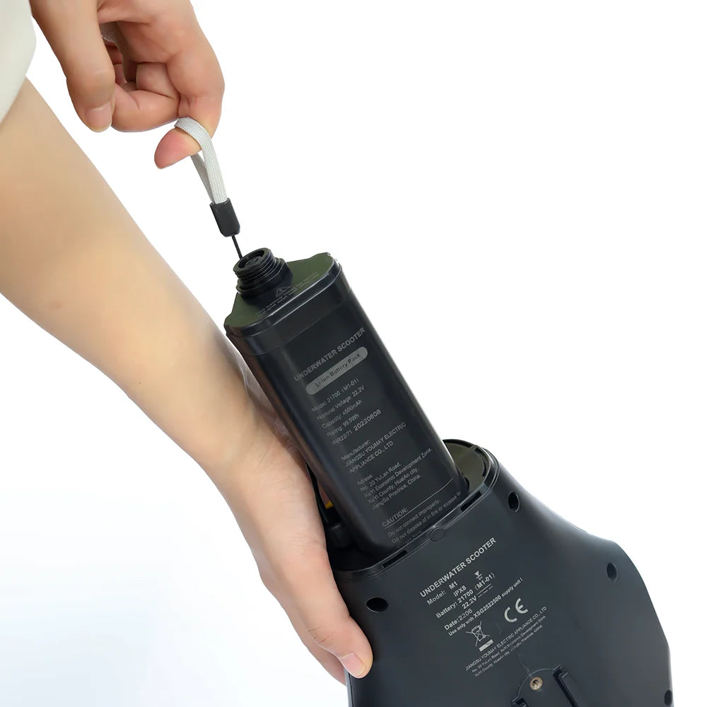 Underwater Scooter Electric Paddle Board Motor with Camera Mount.