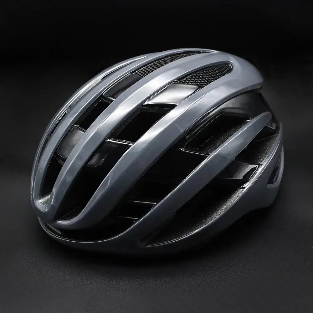 One-Piece Windbreaker Mountain Bike Riding Helmet.