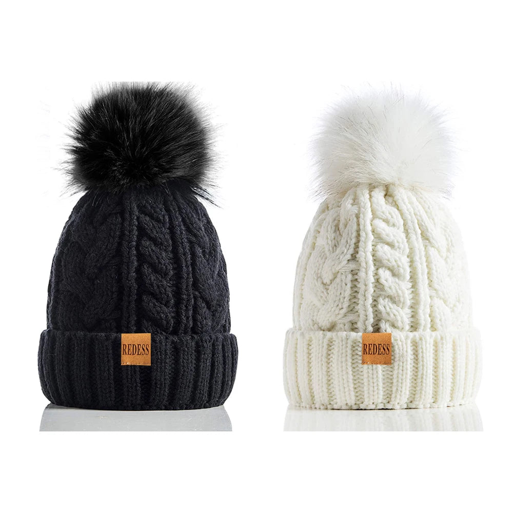 Women Winter Pompom Beanie Hat with Warm Fleece